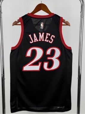 76ers Retro Lebron James
